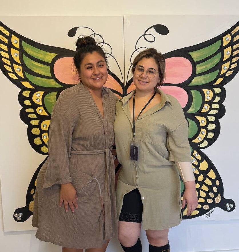 charmhomemiami.com @ casa de recuperacion en miami @ chicas disfrutando su experiencia