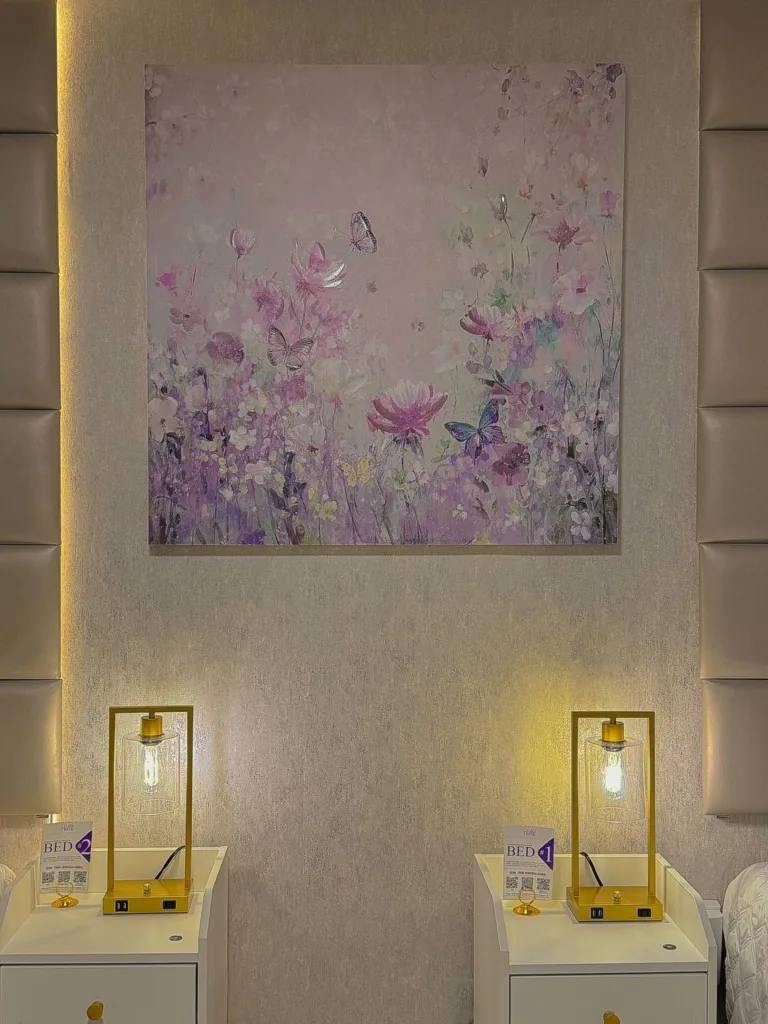 Habitación elegante de Charm Home Miami para recuperación segura después de BBL